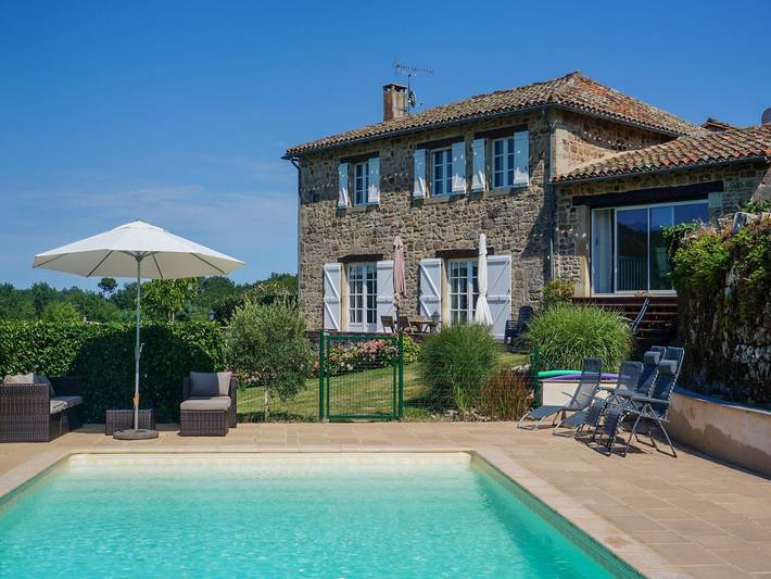 Maison de vacances pour 14 personnes, avec jardin ainsi que terrasse et piscine, animaux acceptés - 1