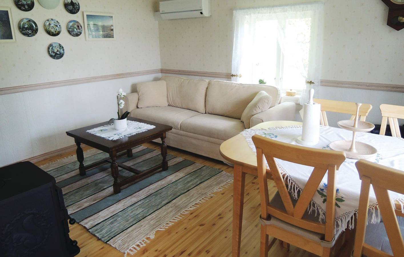 Ferienhaus für 4 Personen mit Garten in Kronoberg