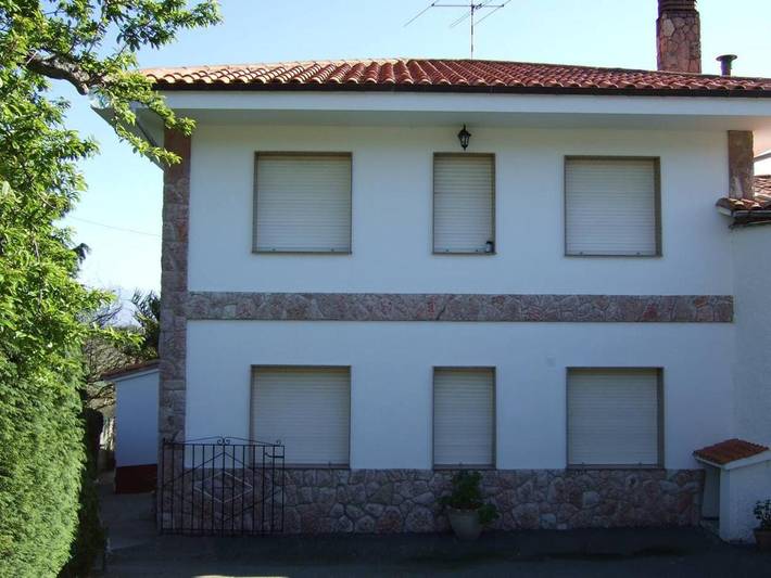 Casa rural para 5 personas, con terraza además de jardín y vistas en Sariego - 2