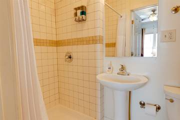 Vacation House for 4 Guests in Des Moines, Iowa, Picture 3