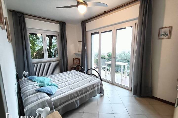 Agriturismo per 4 persone, con giardino e balcone nonché idromassaggio in Monte Baldo