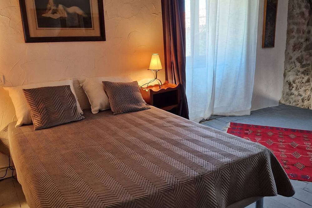 Le Vieux Fusil. Gîte De Montagne in Freychenet, Ariège