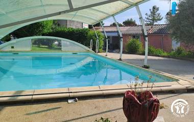 Gîte pour 5 personnes, avec piscine et terrasse à Vénès