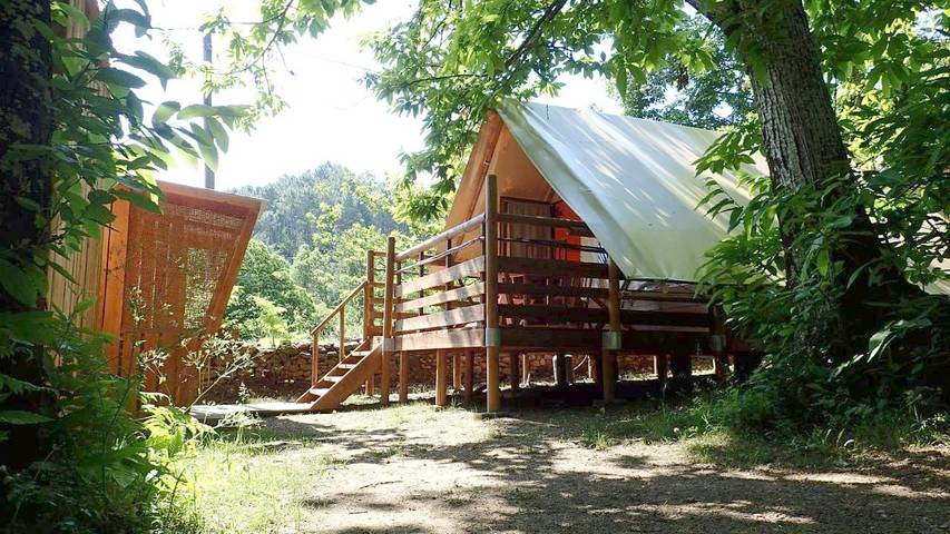 Ferienhaus für 4 Personen, mit Terrasse und Garten sowie Ausblick