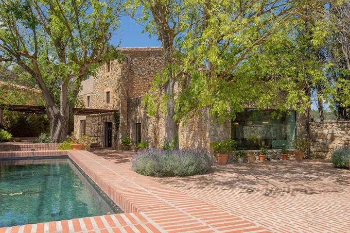 Casa rural para 16 personas, con jardín y piscina en Clan - 4