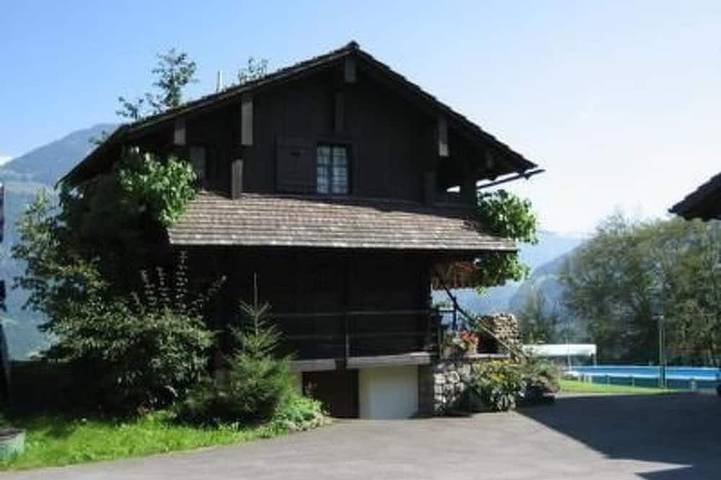 Ferienhaus für 4 Personen, mit Pool und Balkon