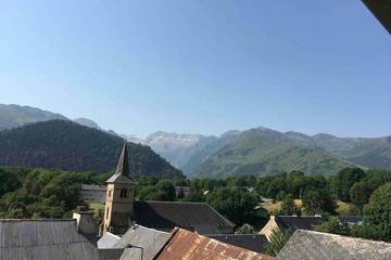 Location de vacances pour 6 personnes, avec jardin à Garin