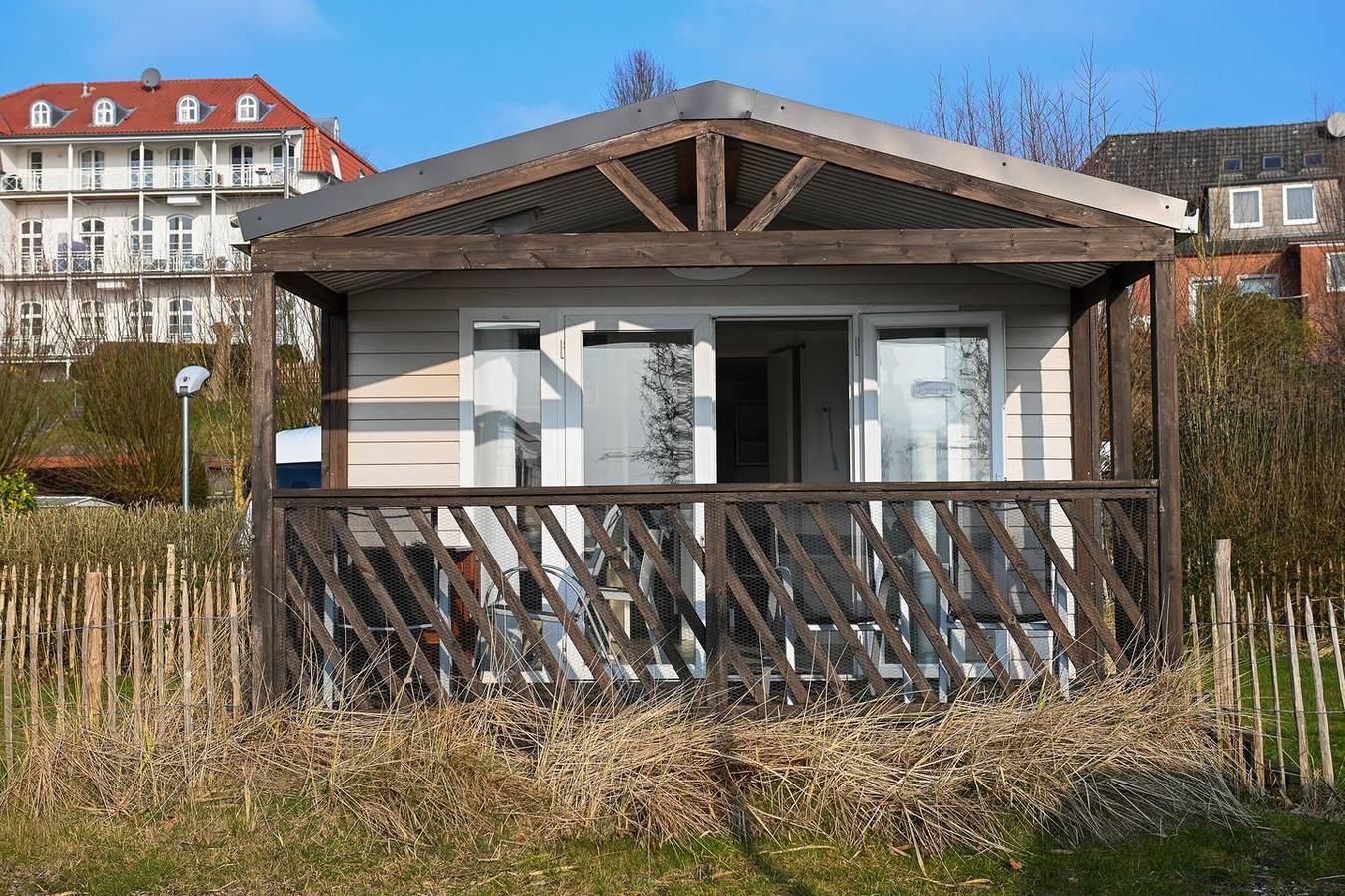 Mini-Ferienhaus Eiderlodge 1 – Dein naturnaher Rückzugsort an der Eider in Süderstapel, Eider-Treene-Sorge