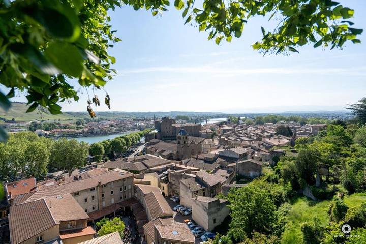 Gîte pour 2 personnes, avec vue et jardin à Tournon-sur-Rhône - 4