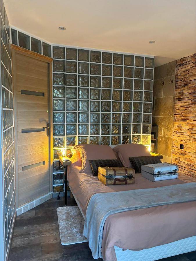 Gîte pour 2 personnes, avec vue et terrasse dans Montlaur-en-Diois - 2