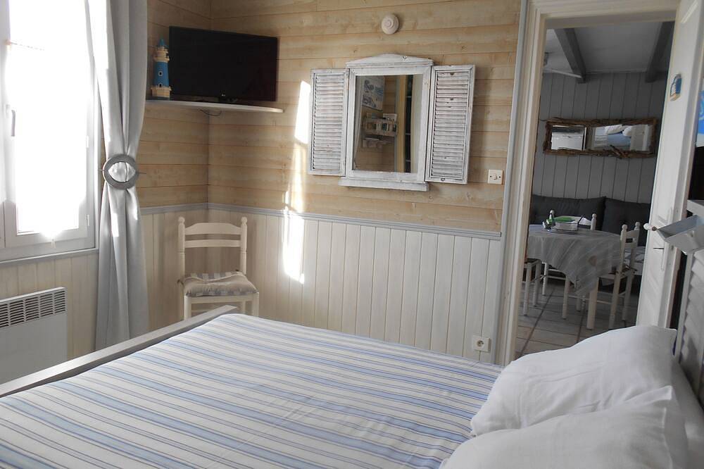 Ile De Re 2/3 P: vélos, Wifi, linge, cuisine, parking ,commerces,plage, port, in Saint-Martin-de-Ré, Île de Ré