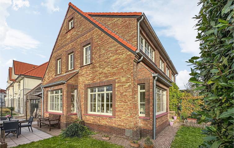 Ferienhaus für 6 Personen, mit Terrasse und Garten - 1