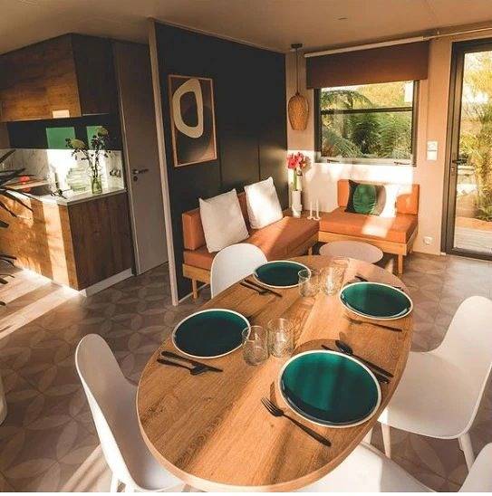 Mobil home pour 4 personnes, avec sauna ainsi que jacuzzi et bassin pour enfant à Aramits - 4