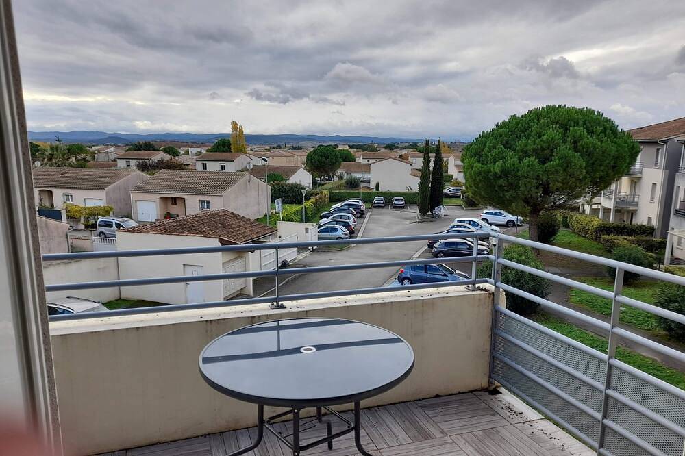Appartement entier, Joli appartement vue montagnes, 3 min Carcassonne in Villemoustaussou, Région de Carcassonne
