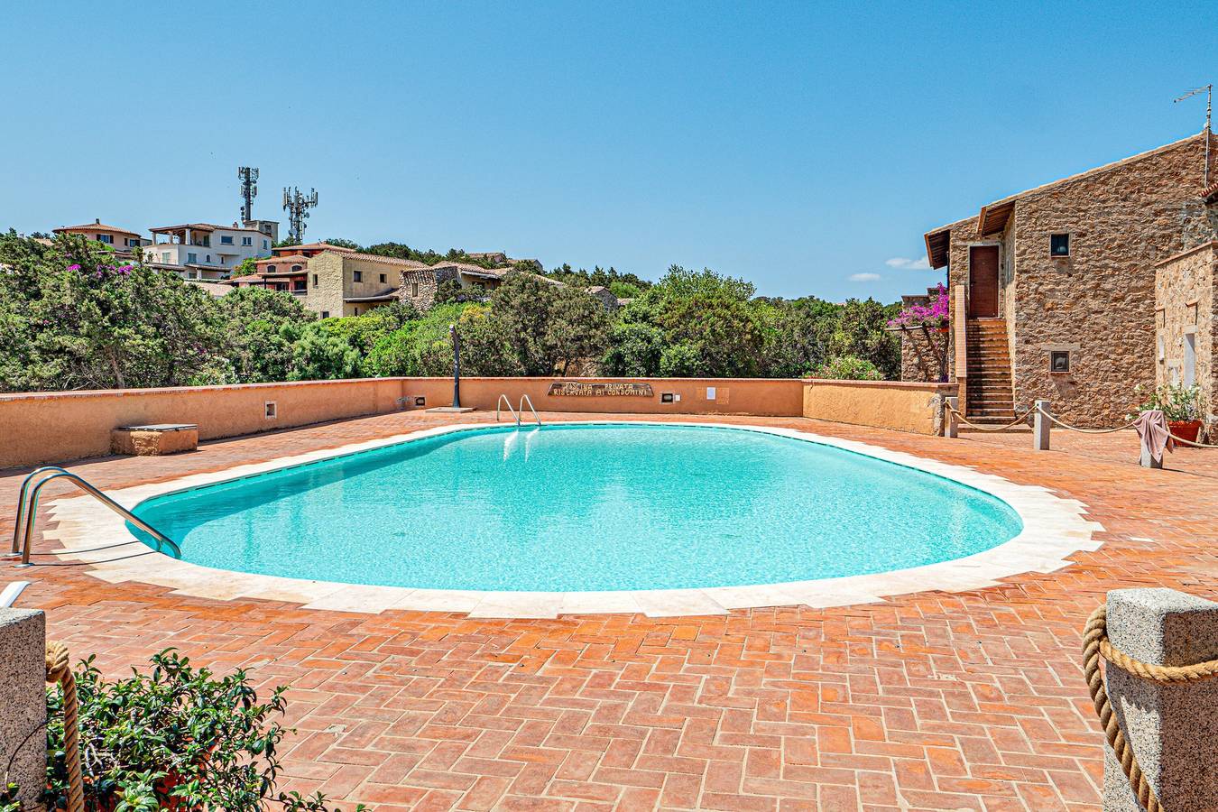 Ganze Wohnung, Ferienwohnung 'Casa Belvedere Baja Vista Mare' mit Meerblick, Gemeinschaftspool und Terrasse in Baja Sardinia, Arzachena