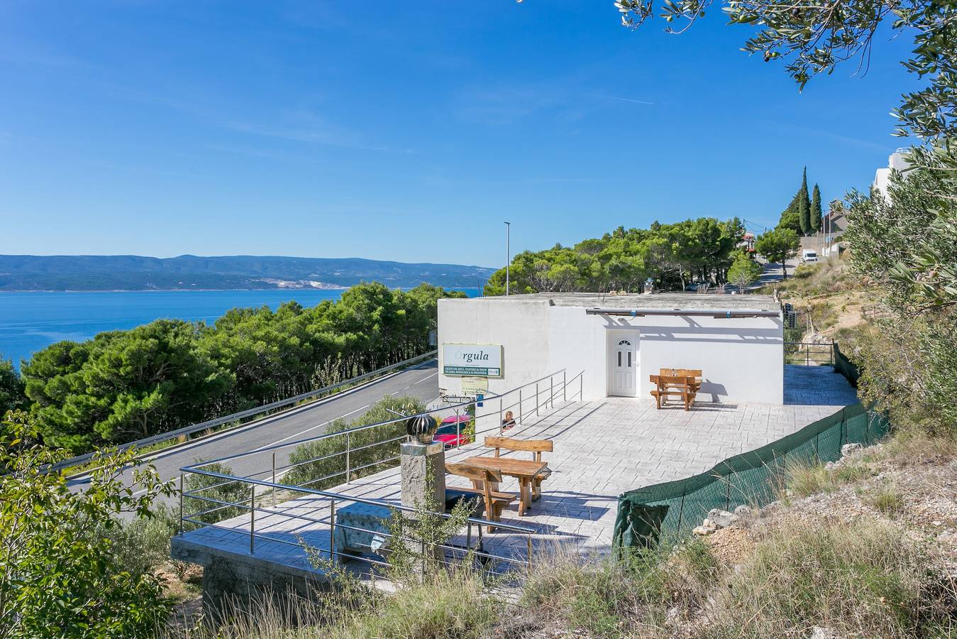 Ganze Wohnung, 1-Zimmer-Ferienwohnung mit Balkon und Meerblick Marusici, Omis A-954-b in Marusici, Split-Dalmatien