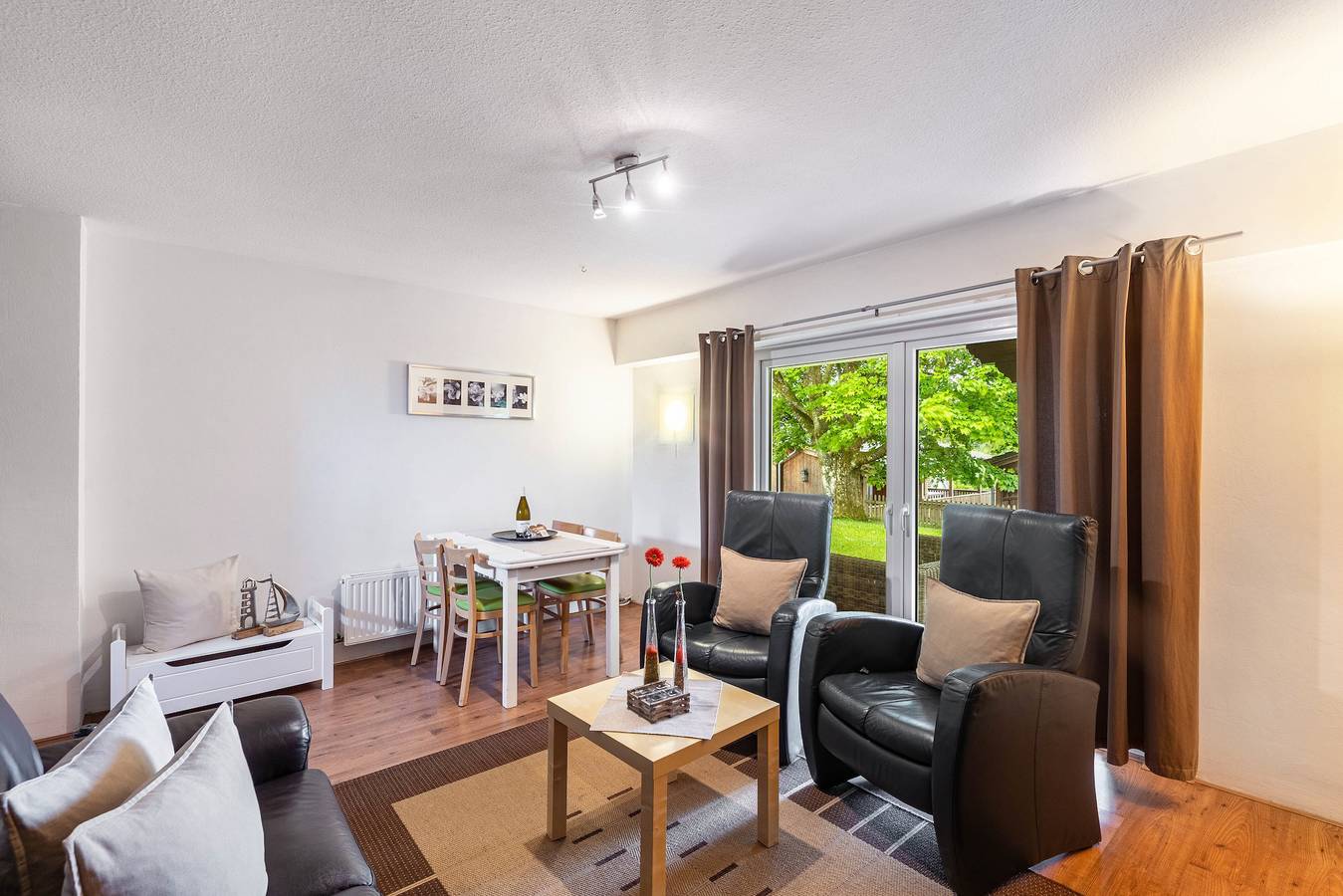 Ganze Wohnung, Ferienwohnung 'Schanze 20' mit Bergblick, Gemeinschaftsterrasse und Wi-Fi in Schanze, Schmallenberg