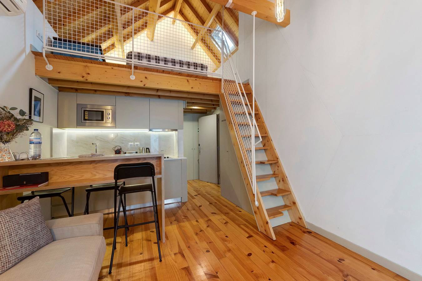 Ganzes Studio, Orange Apartments B – Ruhiges, stilvolles Studio im lebendigen Viertel von Porto in Cedofeita, Porto