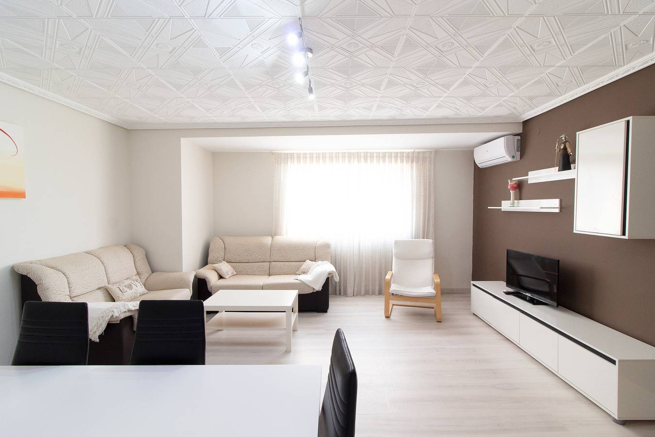 Apartamento entero, Global Vacacional: Apartamento de 4 habitaciones a 100 m de la playa in Puerto de Sagunto, Sagunto