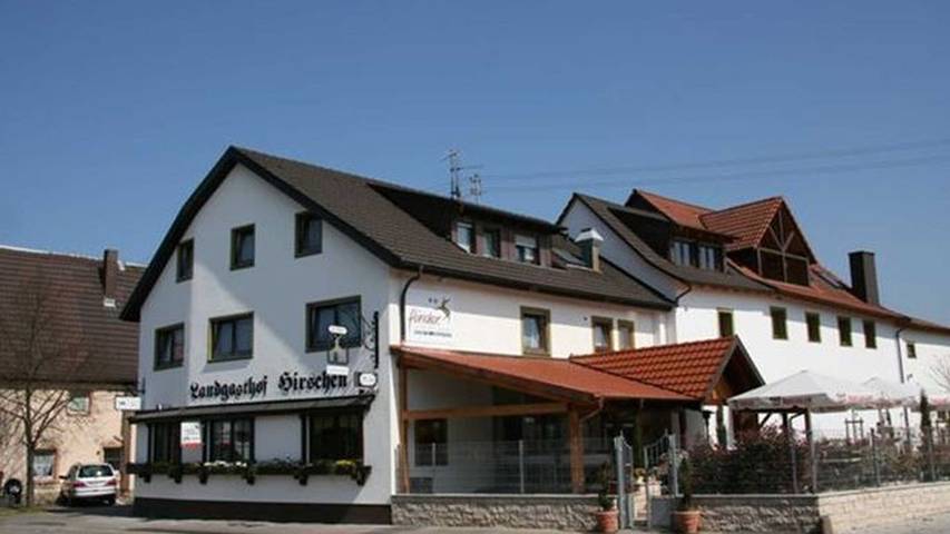 Zimmer für 5 Personen, mit Garten, kinderfreundlich in Europa-Park