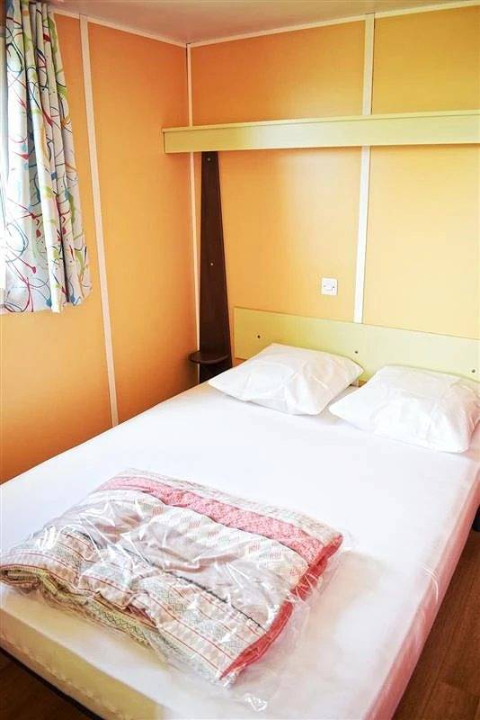 Mobil home pour 5 personnes, avec bassin pour enfant à Plomodiern - 4