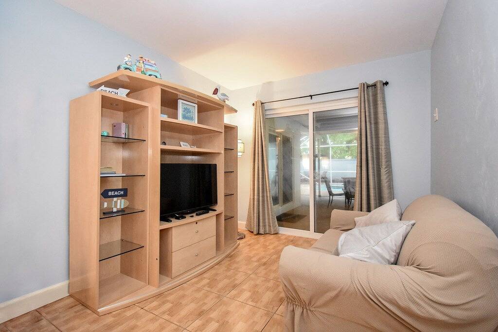 Great location!!! Old Naples Pool Home - Walk to the beach, shops, restaurants. in Naples (FL), Southwest Florida