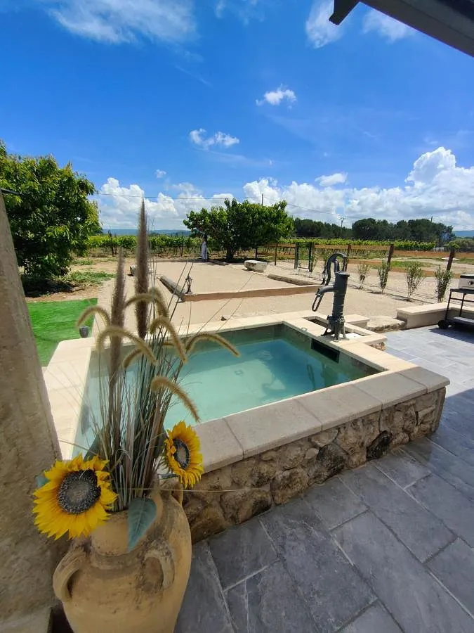 Casa de vacaciones para 4 personas, con terraza además de piscina y vistas - 1