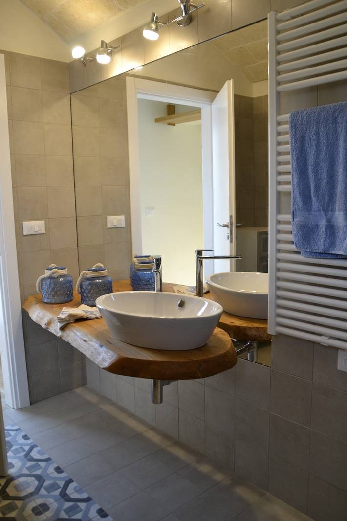 Holiday Home "Sunland - Il Sole" with Pool, Garden, Veranda-Canopy, Wi-Fi & Air Conditioning in San Michele Salentino, Salento