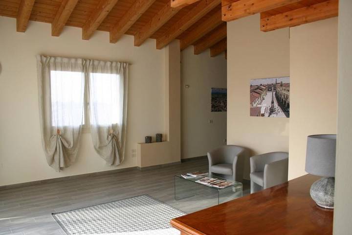 B&b per 2 persone, con Balcone e Terrazza nonché Panorama a Lonigo
