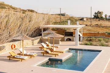 Villa for 6 People in Naxos, Cyclades, Photo 1
