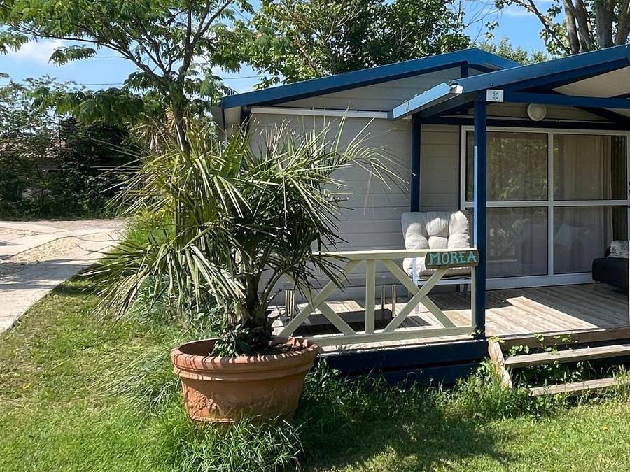 Camping Les Floralies - Chalet 4 personnes - Morea disponible à partir de 17h in Montauroux, Côte méditerranéenne (France)