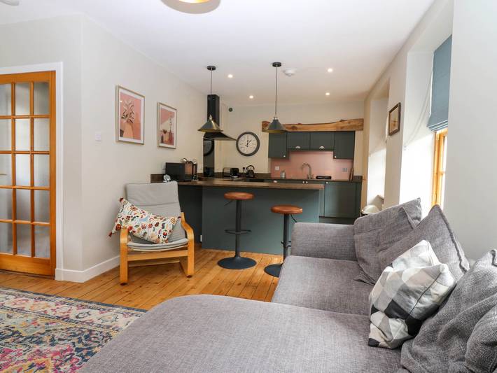 Log cabin for 4 people, with garden in Jedburgh