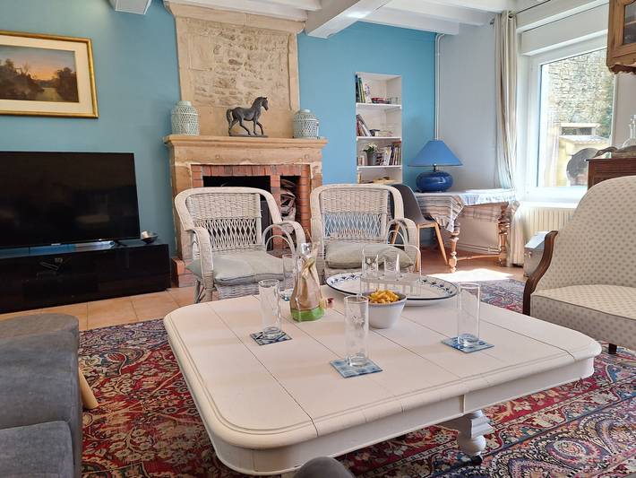 Maison de vacances 'Longues Amarres' avec terrasse, jardin et Wi-Fi in Longues-sur-Mer, Région de Bayeux