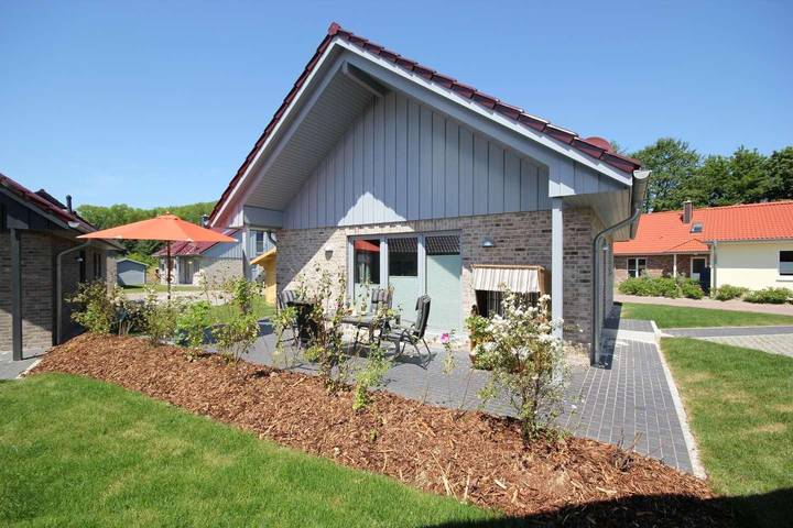 Strandhaus für 6 Personen, mit Garten und Sauna in Pelzerhaken
