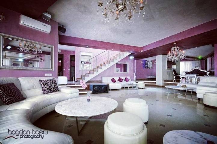 Villa pour 20 personnes, avec sauna et piscine ainsi que jacuzzi et jardin en Roumanie - 4