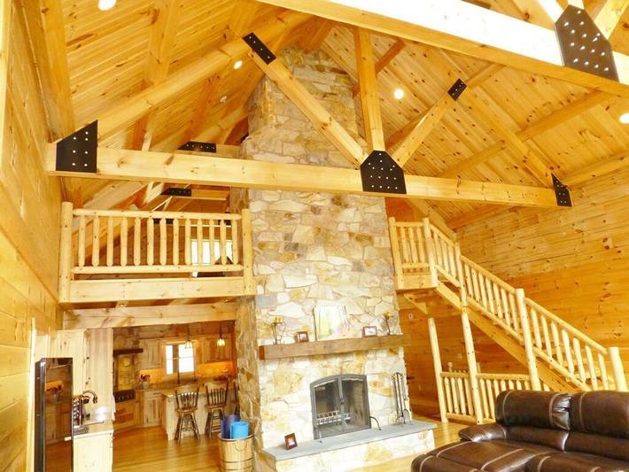 Lodge for 20 people, with sauna in Raystown Lake