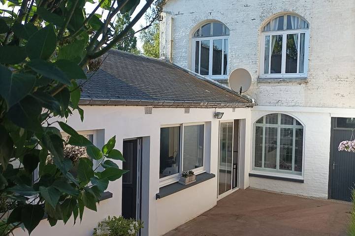 Gîte pour 2 personnes, avec terrasse et jardin à Friville-Escarbotin