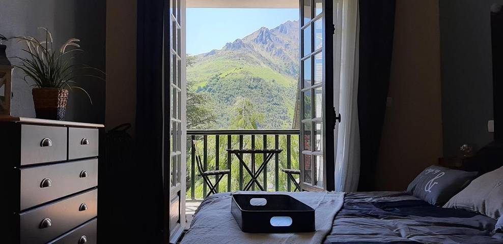 Appartement de vacances pour 4 personnes, avec Balcon et Jacuzzi ainsi que Terrasse et Sauna à Arrens-Marsous