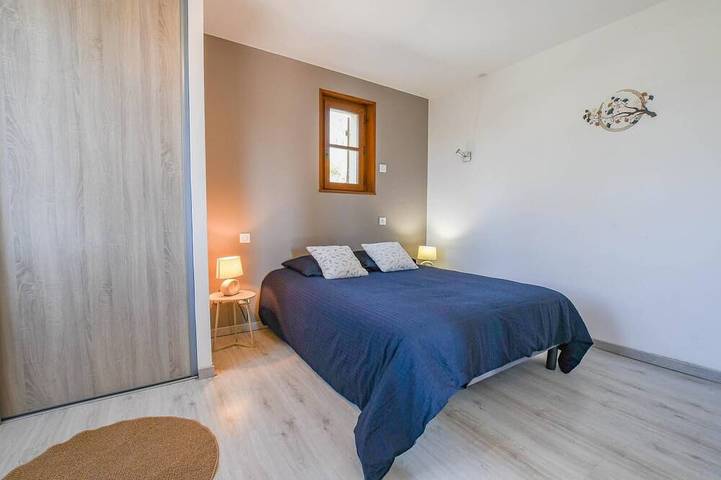 Location de vacances pour 6 personnes, avec jardin à Soulaines-Dhuys - 2