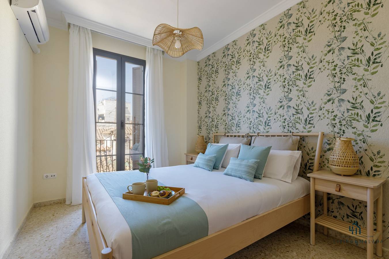 Entire vacation apartment, Living4malaga Plaza de las Cofradias in Malaga Centro Historico, Malaga