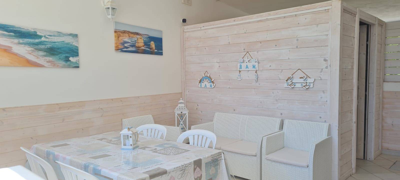 Apartamento entero, Apartamento 'Il Rosmarino' con jardín privado, Wi-Fi y aire acondicionado in Taviano, Golfo de Tarento