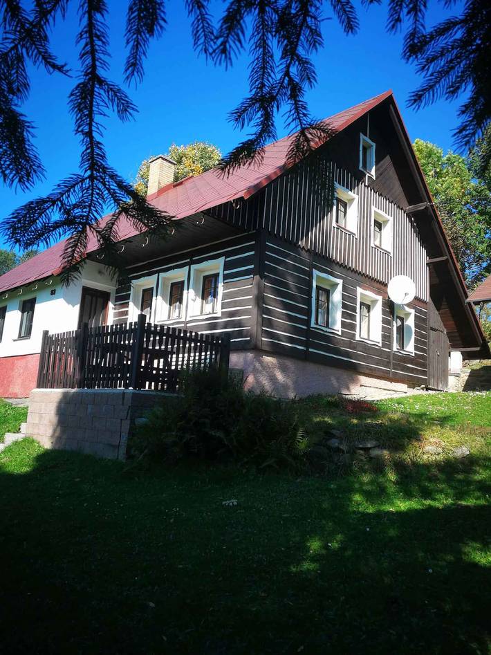 Casa vacacional con sauna y panorama sobre la sierre "Riesengebirge"  in Jestřabí v Krkonoších, Montañas de los Gigantes