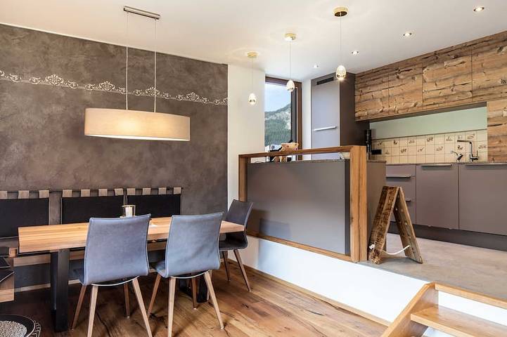 Chalet für 6 Personen, mit Garten und Balkon sowie Whirlpool und Sauna