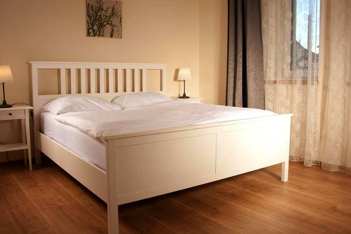 Ferienwohnung für 5 Personen, mit Terrasse und Garten sowie Ausblick in Frauenkirchen