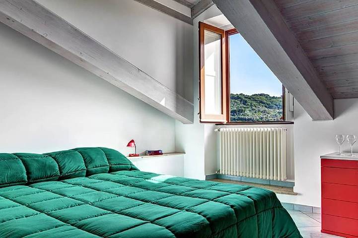 Apartamento entero, \"Annamaria\" Hermoso loft con vista panorámica con wifi gratis y aire acondicionado in Piano di Sorrento, Provincia de Nápoles