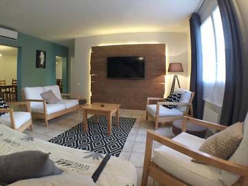 Maison de vacances pour 15 personnes, avec sauna et piscine ainsi que jardin et vue dans Saône-et-Loire