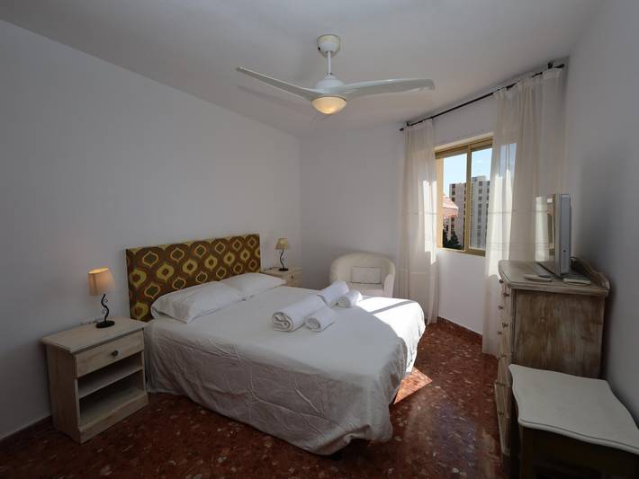 Ganze Ferienwohnung, Ferienwohnung für 5 Personen mit Meerblick in El Cabo de las Huertas, Alicante