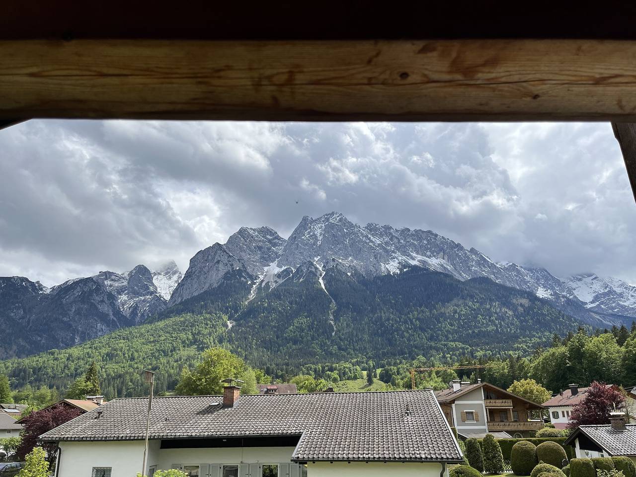 Entire apartment, Apartment 1 Am Krepbach with Mountain View, Balcony and Wi-Fi in Grainau, Eibsee