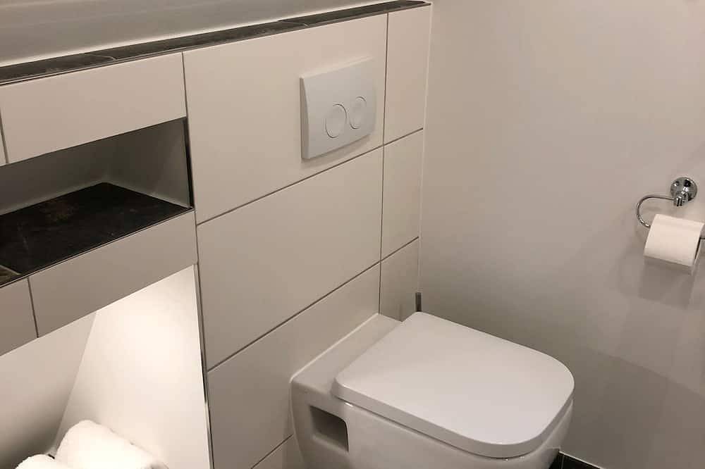 Hambühren Celle Märchenwaldhaus Drosselbart Nurdachhaus Sauna Waldrand Wallbox in Hambühren, Lüneburger Heide