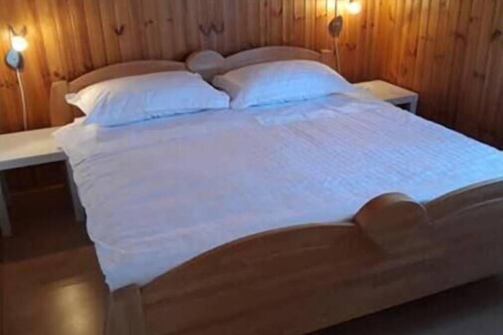 Authentic stone house with great pool and large garden! in Umag und Umgebung
